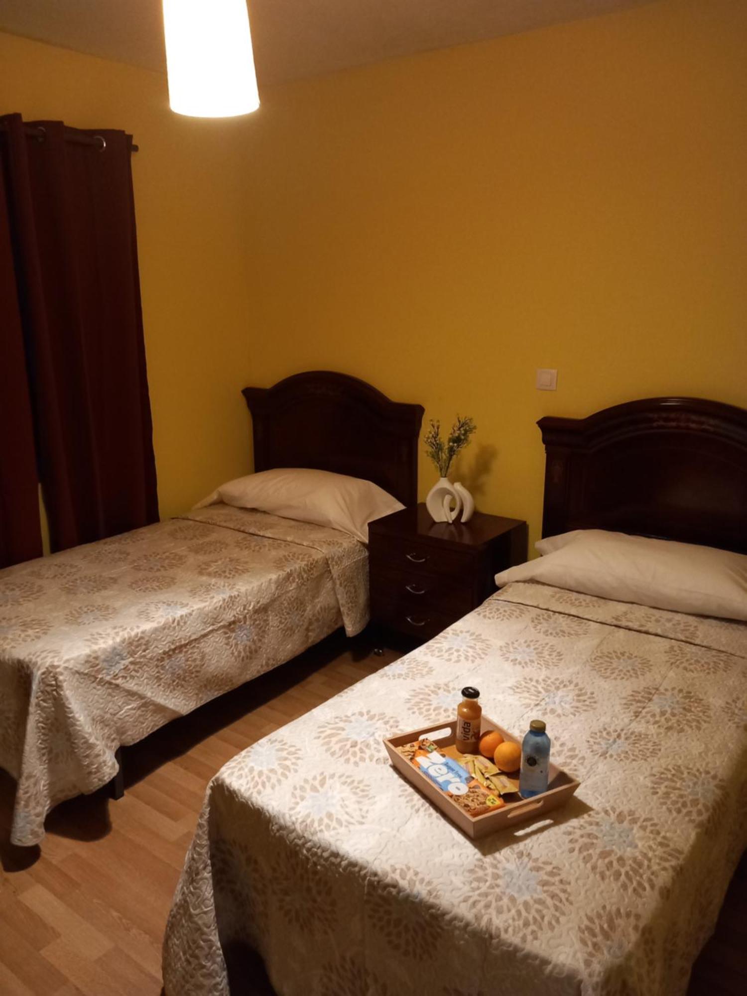 Hosteria Rio Negro Bárcena de Cicero Esterno foto
